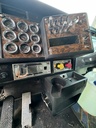 Tractocamión W900