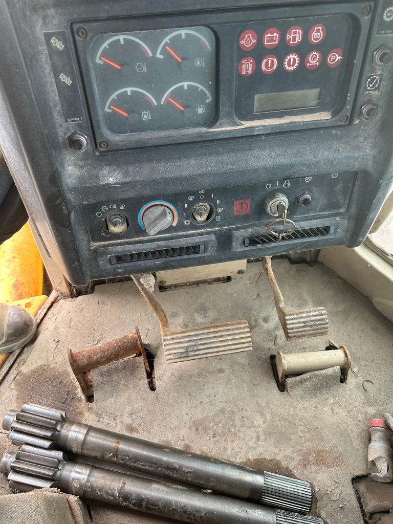 Tractor D6M