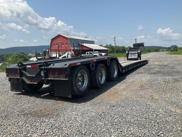 Lowboy 50 Ton 