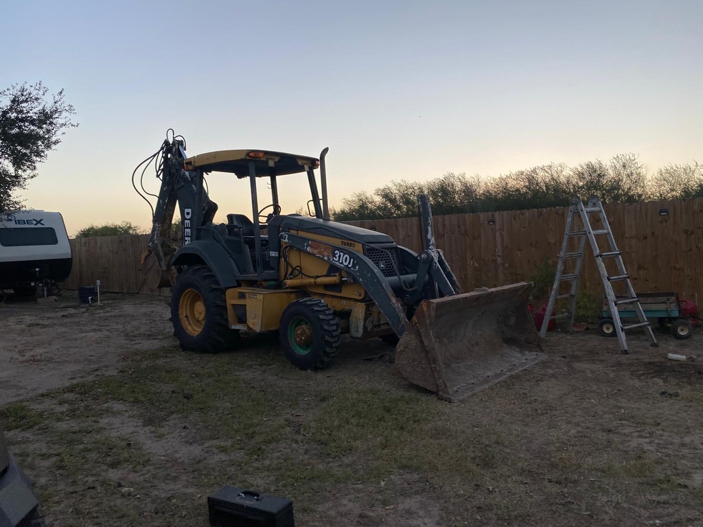 Retroexcavadora John Deere 310J