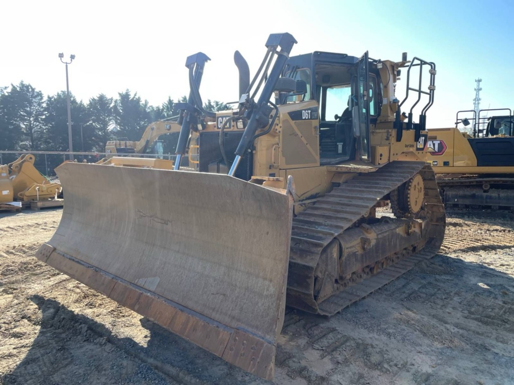 Tractor D6T XW