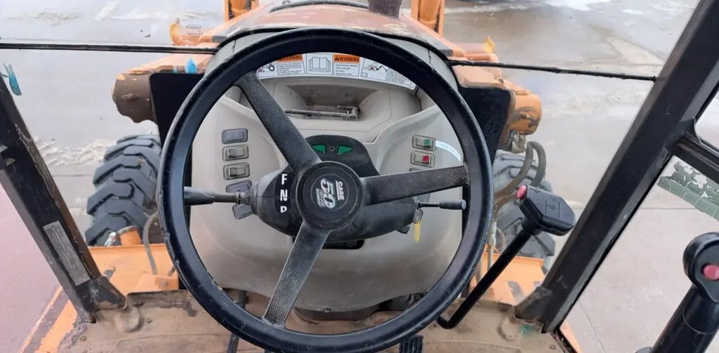 Retroexcavadora 590SM