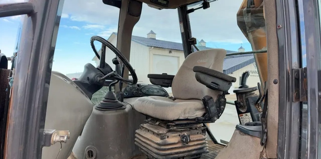Retroexcavadora 590SM