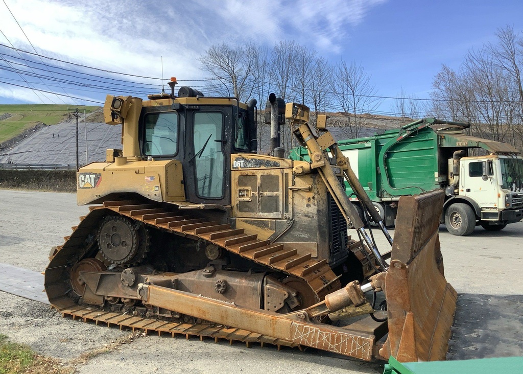 Tractor D6T