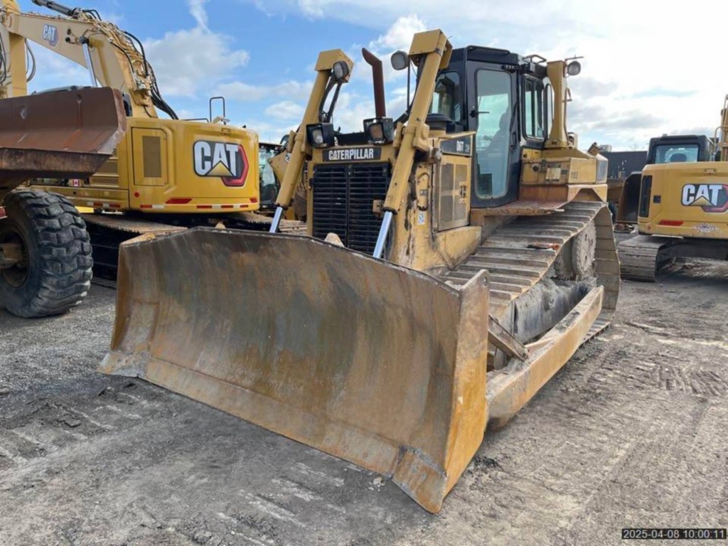 Tractor D6T