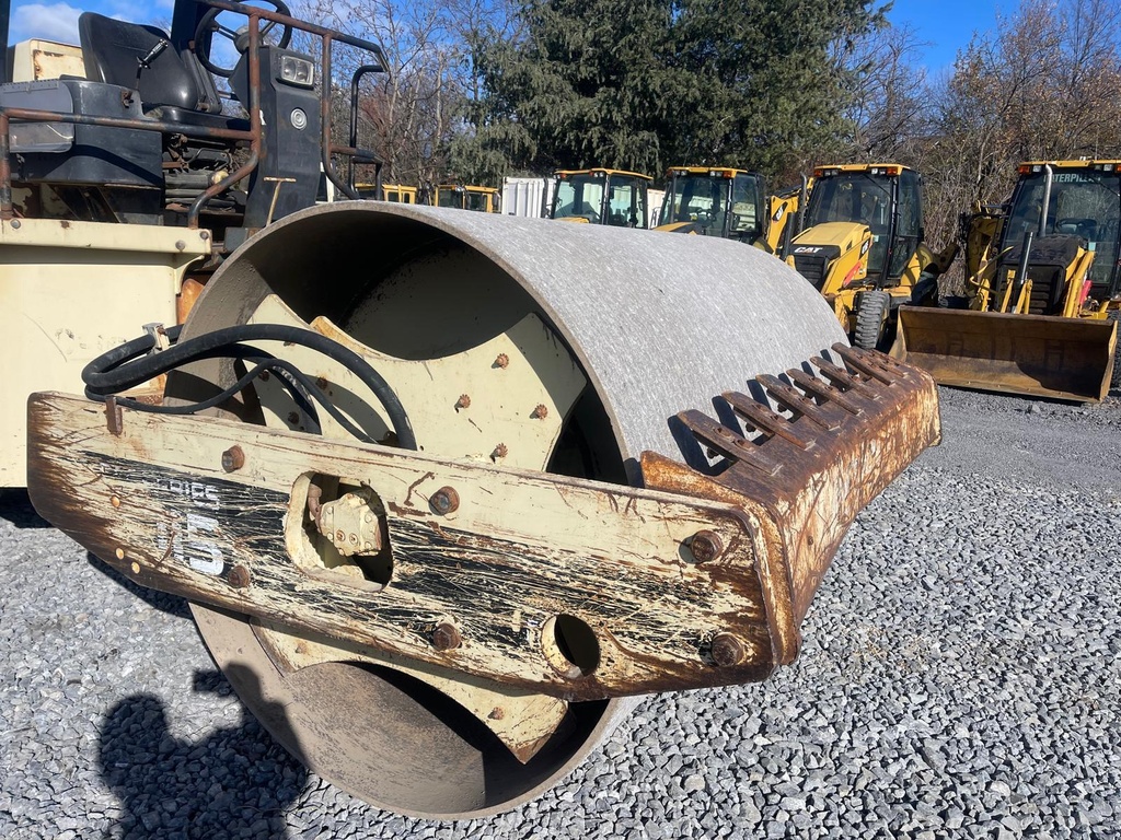 Vibrocompactador SD115