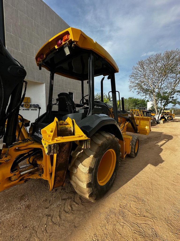 Retroexcavadora 310G