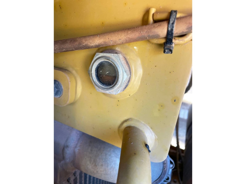 Tractor D6T XW