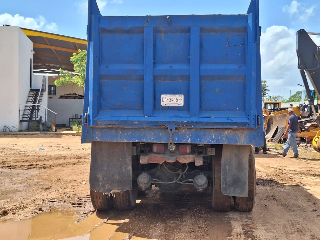 Camion Volteo 14m kw 2014 