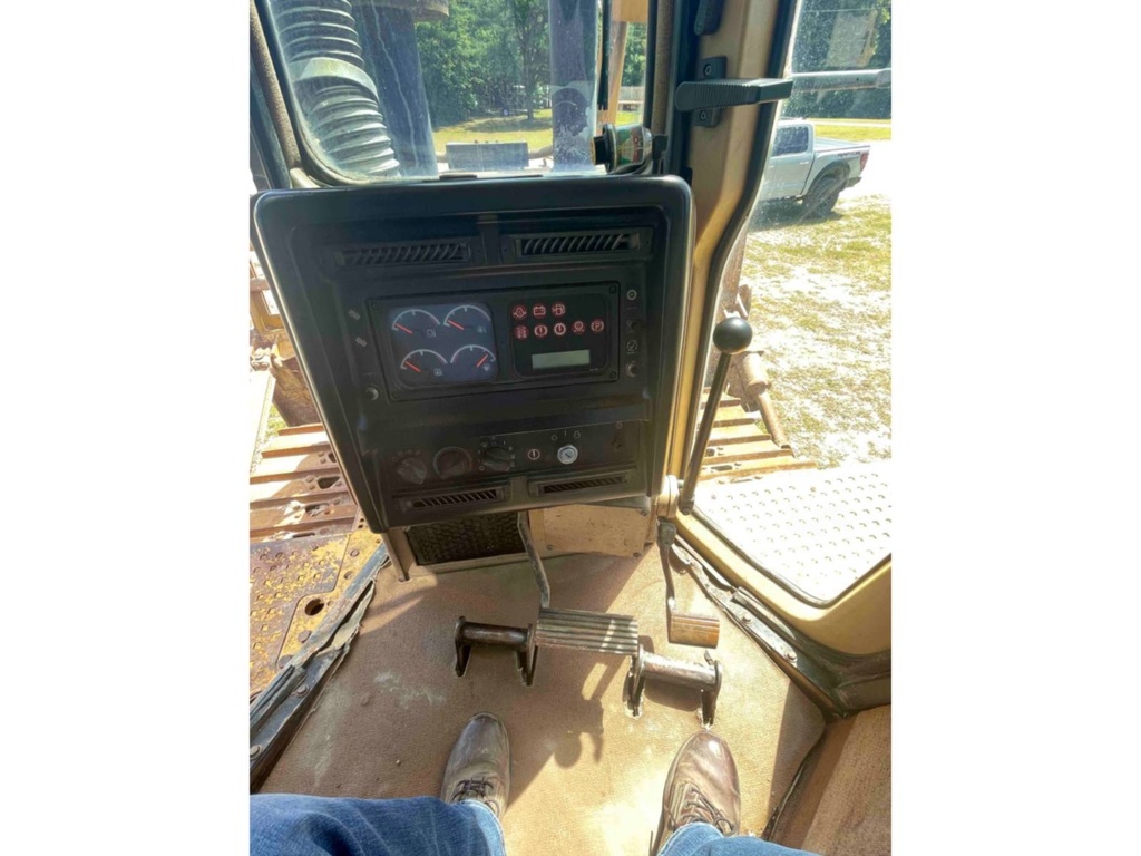 841df67b-ba6d-4ca0-9720-b0a7e9d411b7 2.jpeg