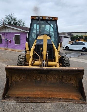 Retroexcavadora 420D 