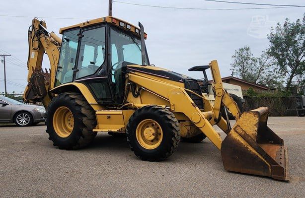 Retroexcavadora 420D 