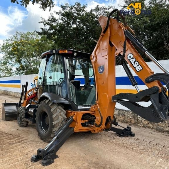 Retroexcavadora 580SN 4x4 2015