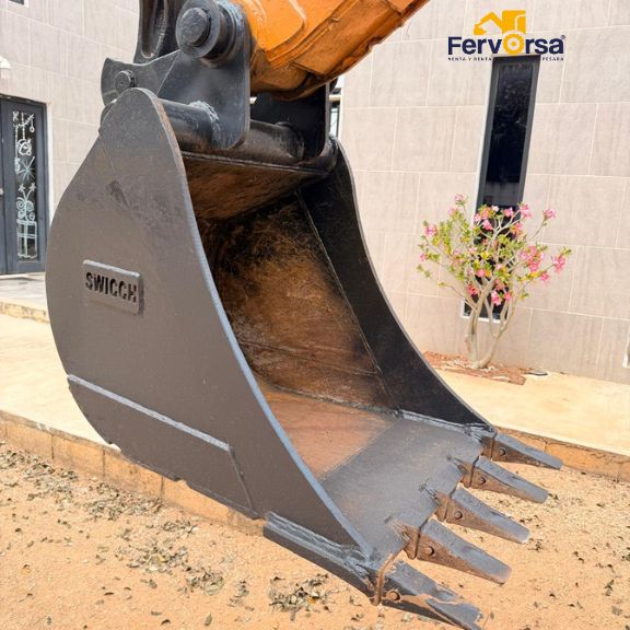 Retroexcavadora Case 580 Super N 2016 4x4 en Venta en Mérida | Cabina Cerrada y Kit Hidráulico