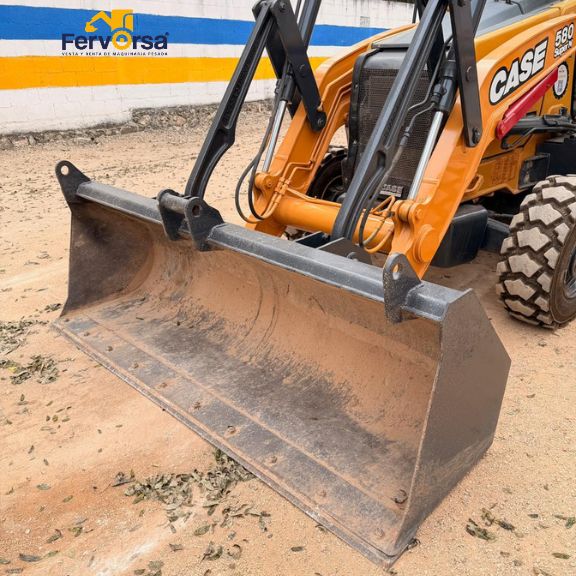 Retroexcavadora Case 580 Super N 2016 4x4 en Venta en Mérida | Cabina Cerrada y Kit Hidráulico