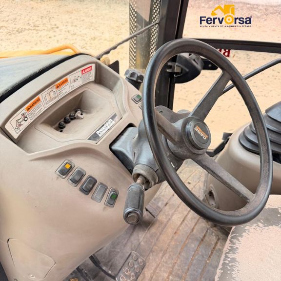 Retroexcavadora Case 580 Super N 2016 4x4 en Venta en Mérida | Cabina Cerrada y Kit Hidráulico