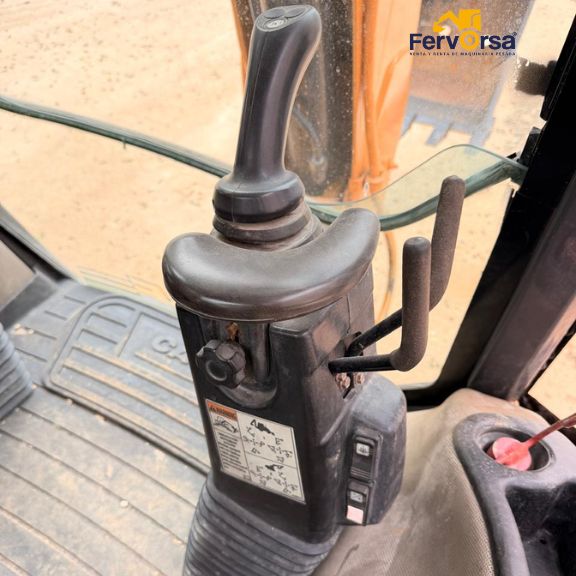 Retroexcavadora Case 580 Super N 2016 4x4 en Venta en Mérida | Cabina Cerrada y Kit Hidráulico