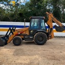 Retroexcavadora Case 580 Super L 4x4 Año 2000 con Kit Hidráulico y Cabina Cerrada