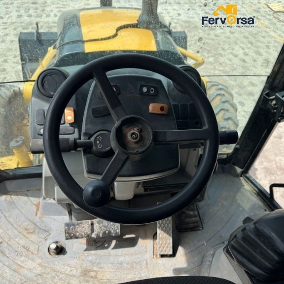 Retroexcavadora Caterpillar 420E 2012 4x4 en Venta en Mérida | Entrega Inmediata 