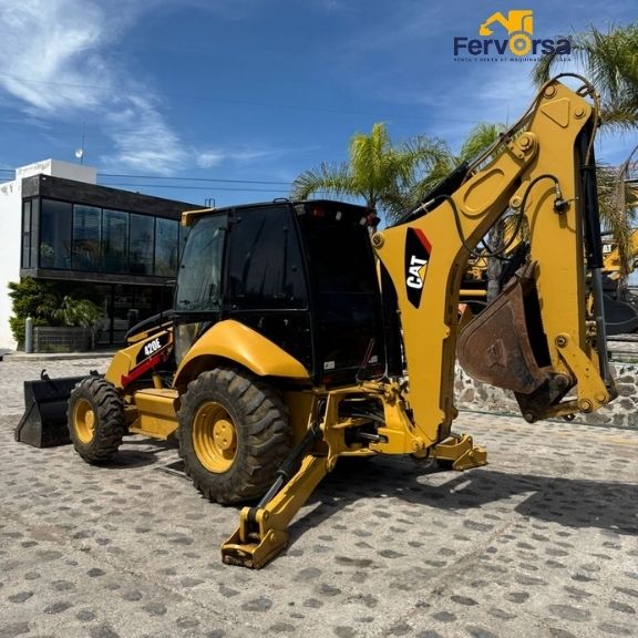 Retroexcavadora Caterpillar 420E 2012 4x4 en Venta en Mérida | Entrega Inmediata 