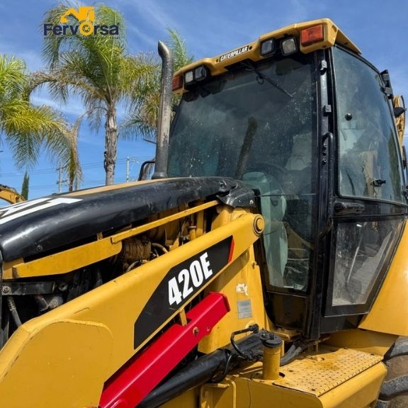 Retroexcavadora Caterpillar 420E 2012 4x4 en Venta en Mérida | Entrega Inmediata 