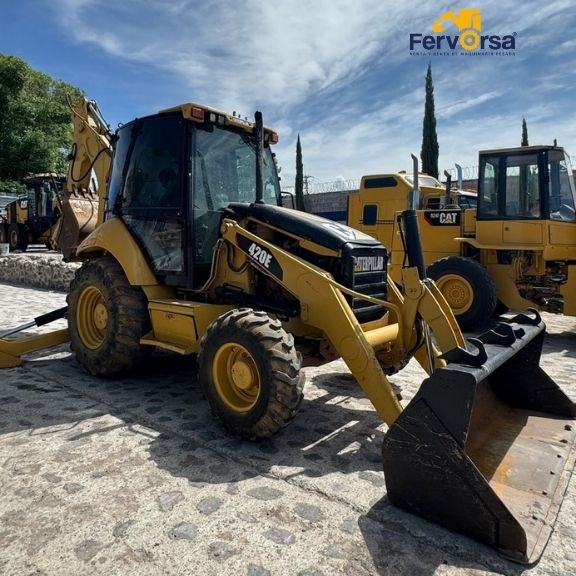 Retroexcavadora Caterpillar 420E 2012 4x4 en Venta en Mérida | Entrega Inmediata 