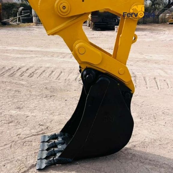 Caterpillar 430F2_Fervorsa_22.jpg