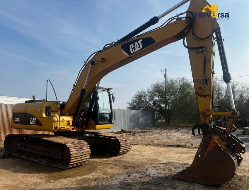 Caterpillar 320DL 2009_Fervorsa_18.jpg