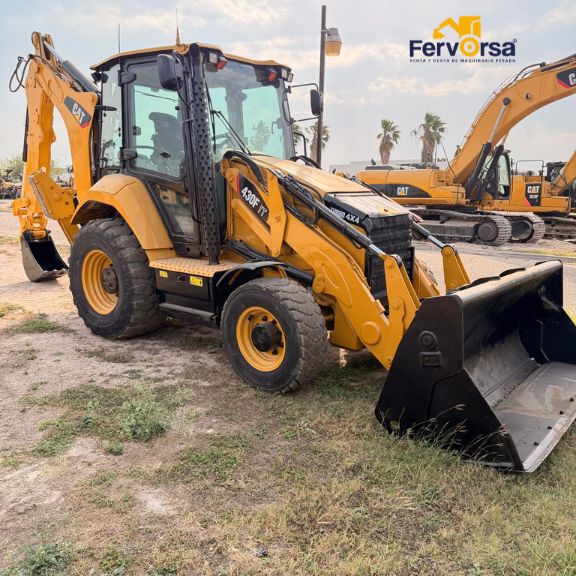 CAT 430F IT 2020 4x4 Cab Ext_Fervorsa_7.jpg