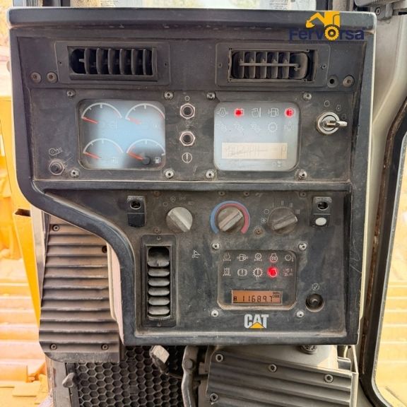 CAT D6T LGP 2010_Fervorsa_18.jpg