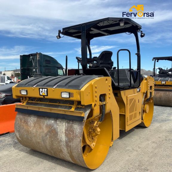 Rodillo Compactador Tandem Caterpillar CB10 2017 | Vibrocompactador de Doble Tambor