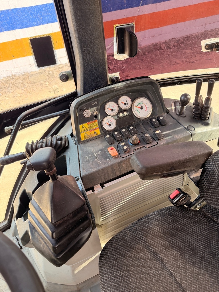 Retroexcavadora Caterpillar 420E 4x4 Kit Martillo Brazo Extensible 2010