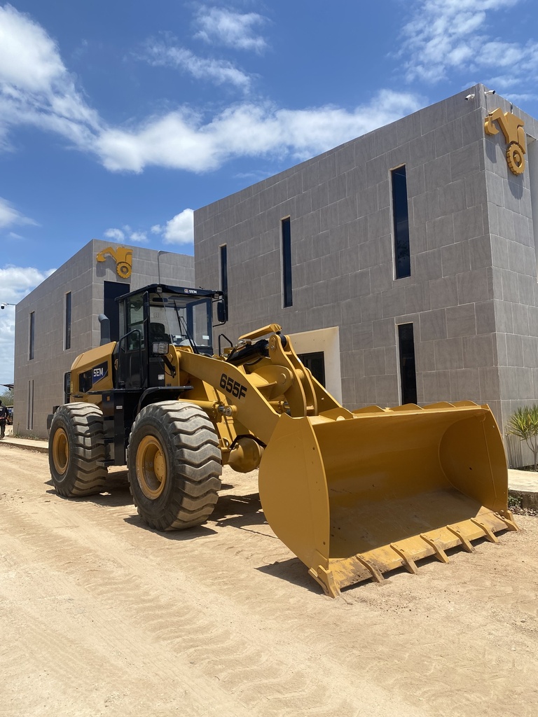 Cargador Frontal SEM 655F 2025 | 5 Toneladas
