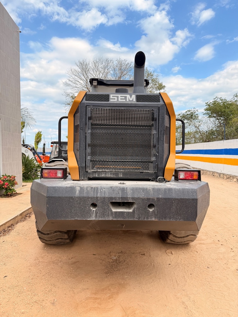 Cargador Frontal SEM 655F 2025 | 5 Toneladas