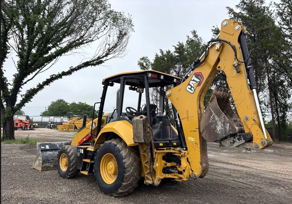 Retroexcavadora Caterpillar 420 2024 | Por Importar