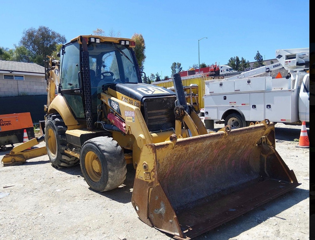 Retroexcavadora Caterpillar 450F 2018 | Por Importar 
