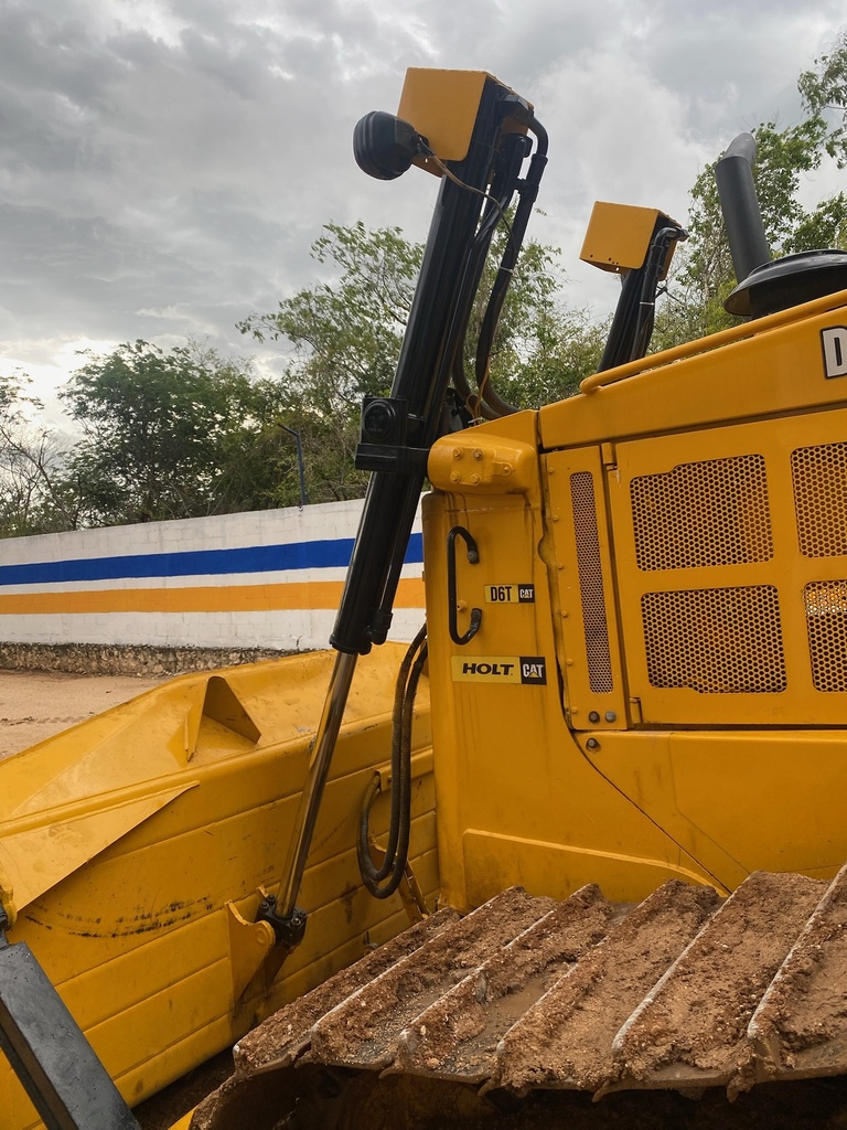 Bulldozer Caterpillar D6T XW 2014 
