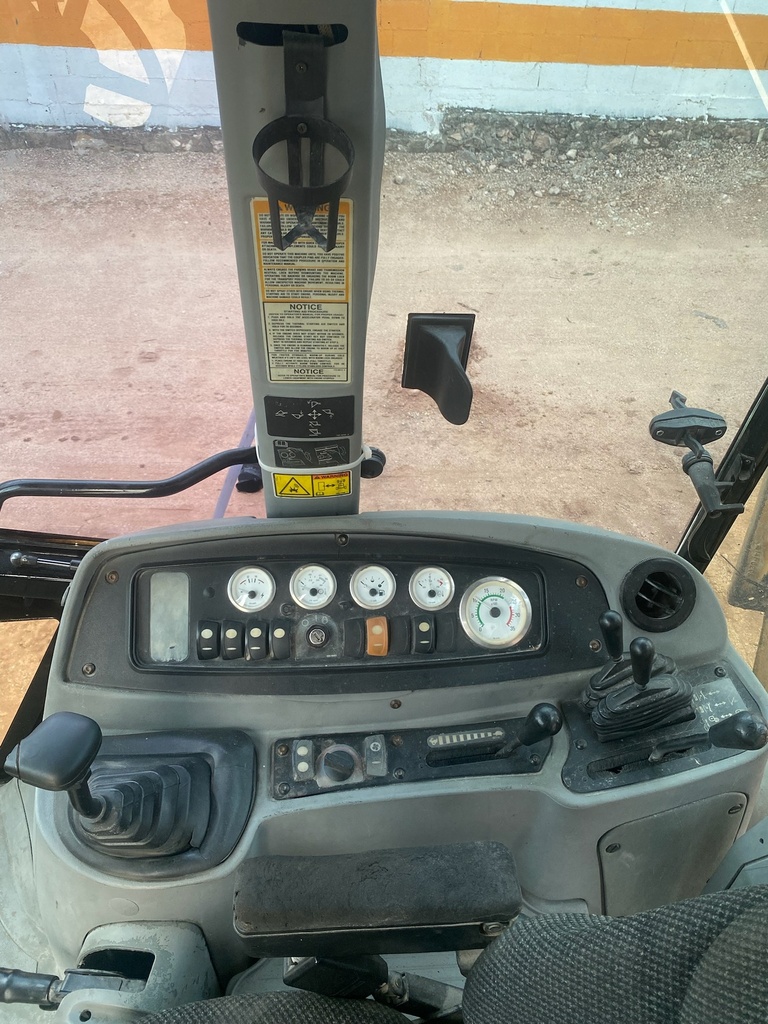 Retroexcavadora Caterpillar 420D