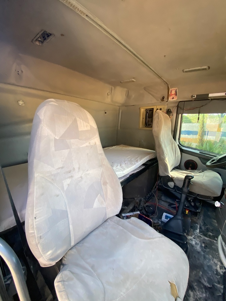 Tractocamión Volvo VNL 2011