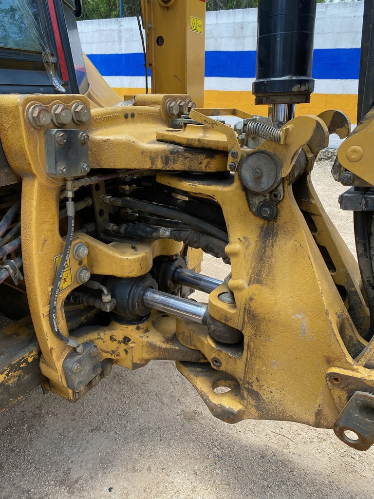 Retroexcavadora Caterpillar 426F2 2022
