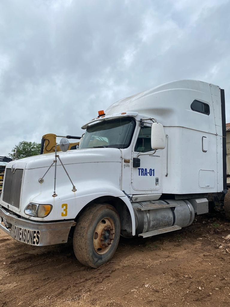 Tractocamión International 9400i SBA 2005