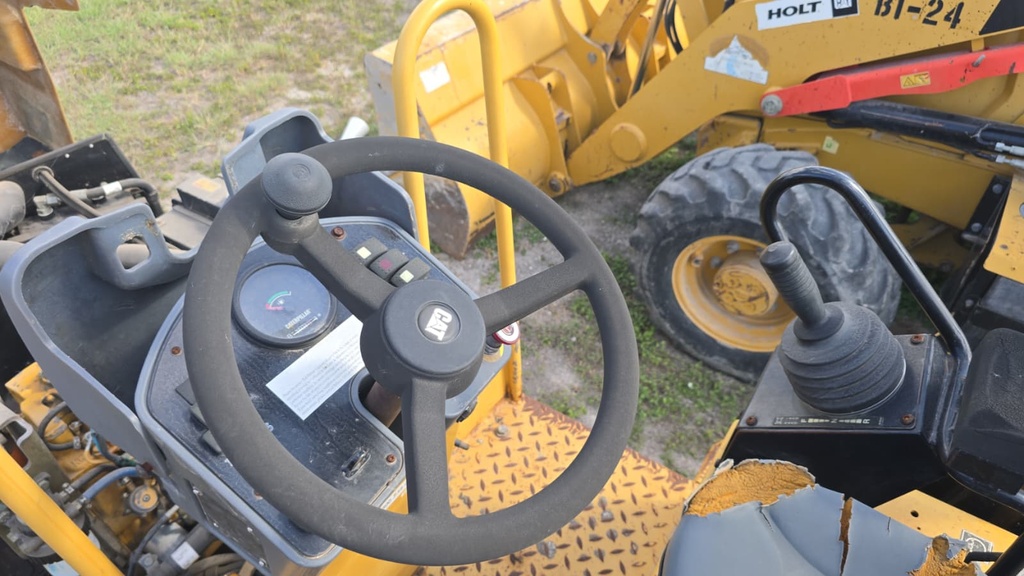 Compactador Caterpillar CB24 2011 | Double Drum Roller