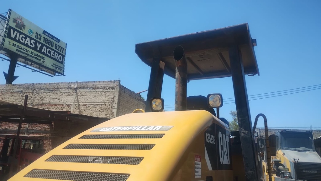 Compactador Caterpillar CS533E 2017 | Smooth Drum Compactor | Por Importar 