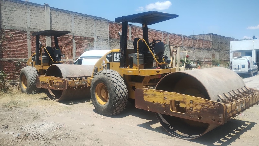 Compactador Caterpillar CS533E 2017 | Smooth Drum Compactor | Por Importar 