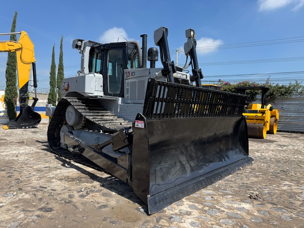Bulldozer Caterpillar D7R LGP 2013  