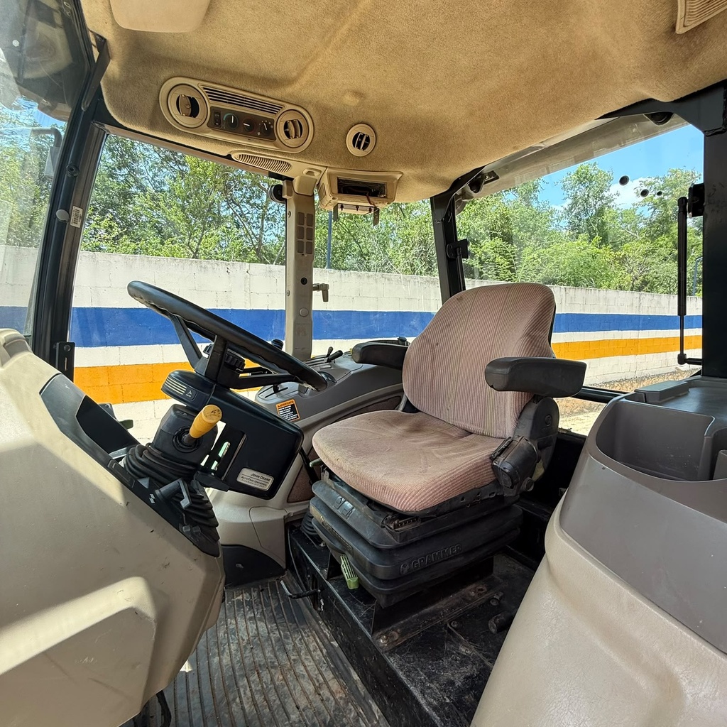 Tractor John Deere 6100D | Utility Tractor