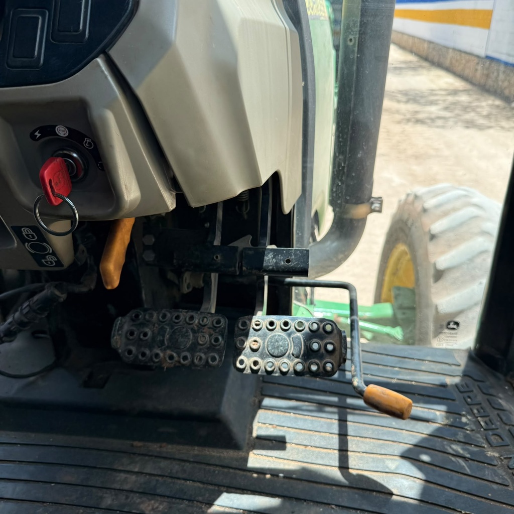 Tractor John Deere 6100D | Utility Tractor