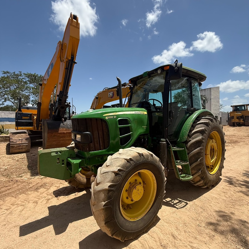Tractor John Deere 6100D | Utility Tractor 