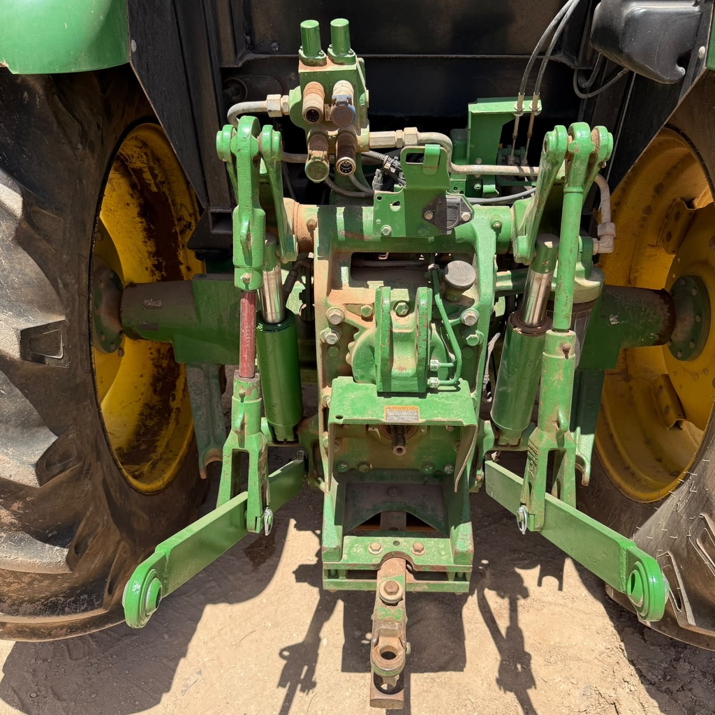 Tractor John Deere 6100D 2016 | Utility Tractor 
