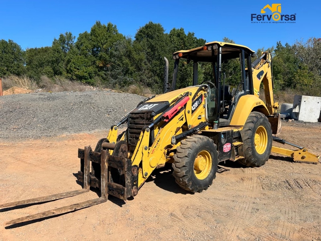 Retroexcavadora Caterpillar 420F2 2018 | Retroexcavadora 4x4 con Bajo Horómetro 